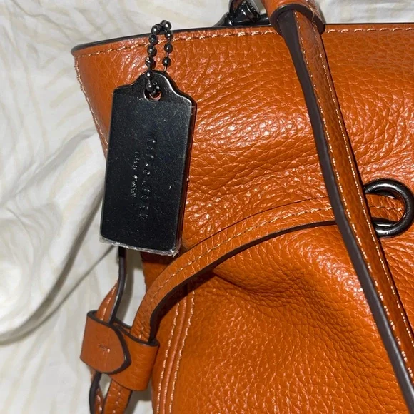 Coach Andy Crossbody With Horse And Carriage in Sunset Orange EUC pristine NC - Picture 7 of 16